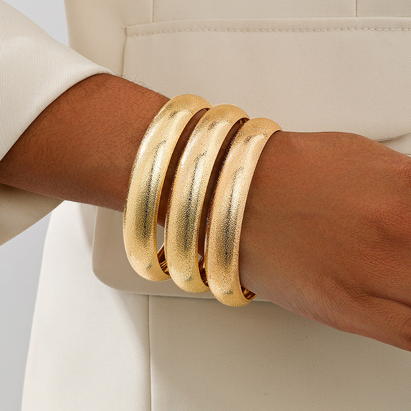 Planderful Vienna Verve Bracelet Set – Elegant Matte Texture Design