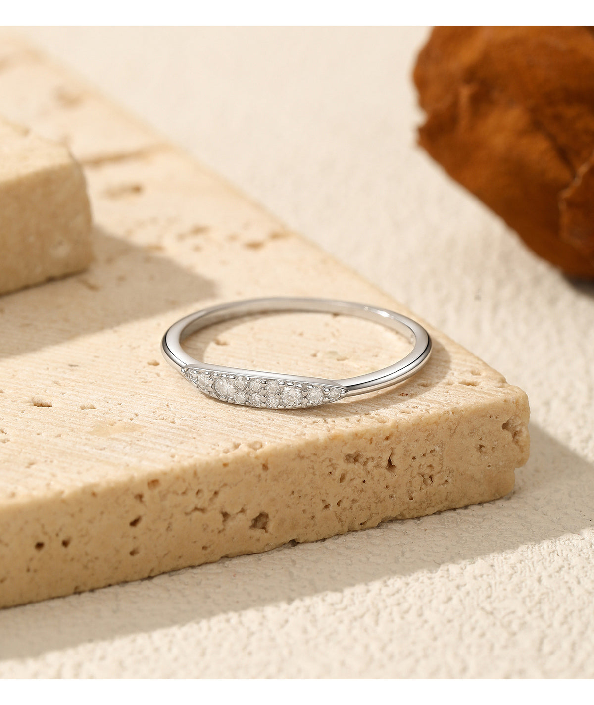 S925 Sterling Silver Minimalist Moissanite Band