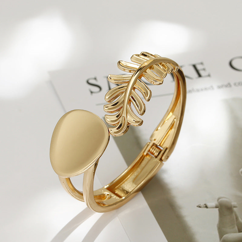 Oval Leaf Asymmetric Bracelet - Vienna Verve Classic Fashion Jewelry