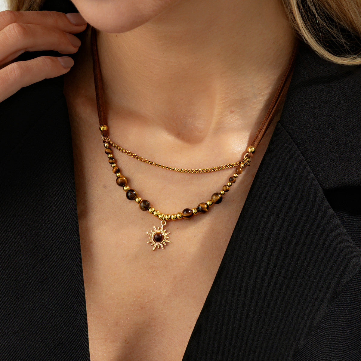 Vintage Merald-Style Tiger Stone Necklace Design With Layered Star-Shaped Sweater Chain Necklace