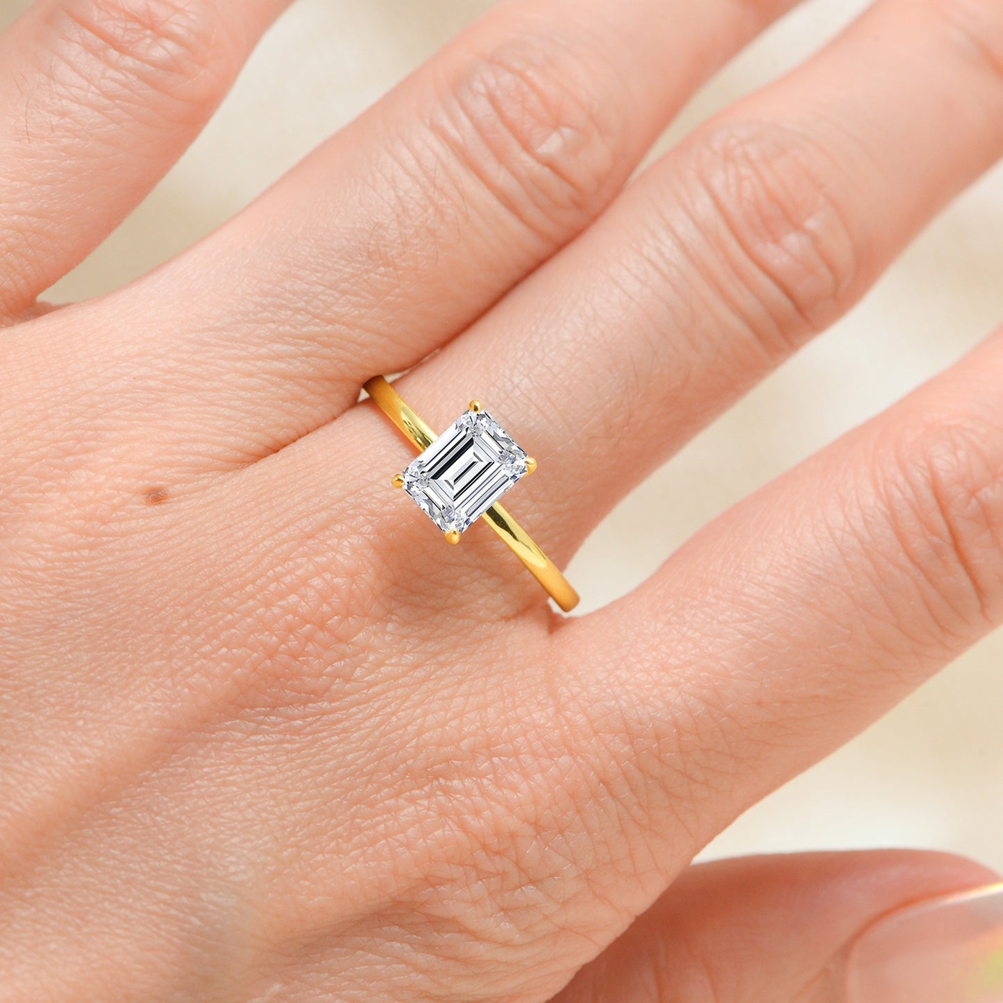 Europe And The United States Emerald Cut 2 Carat Moissanite Ring 925