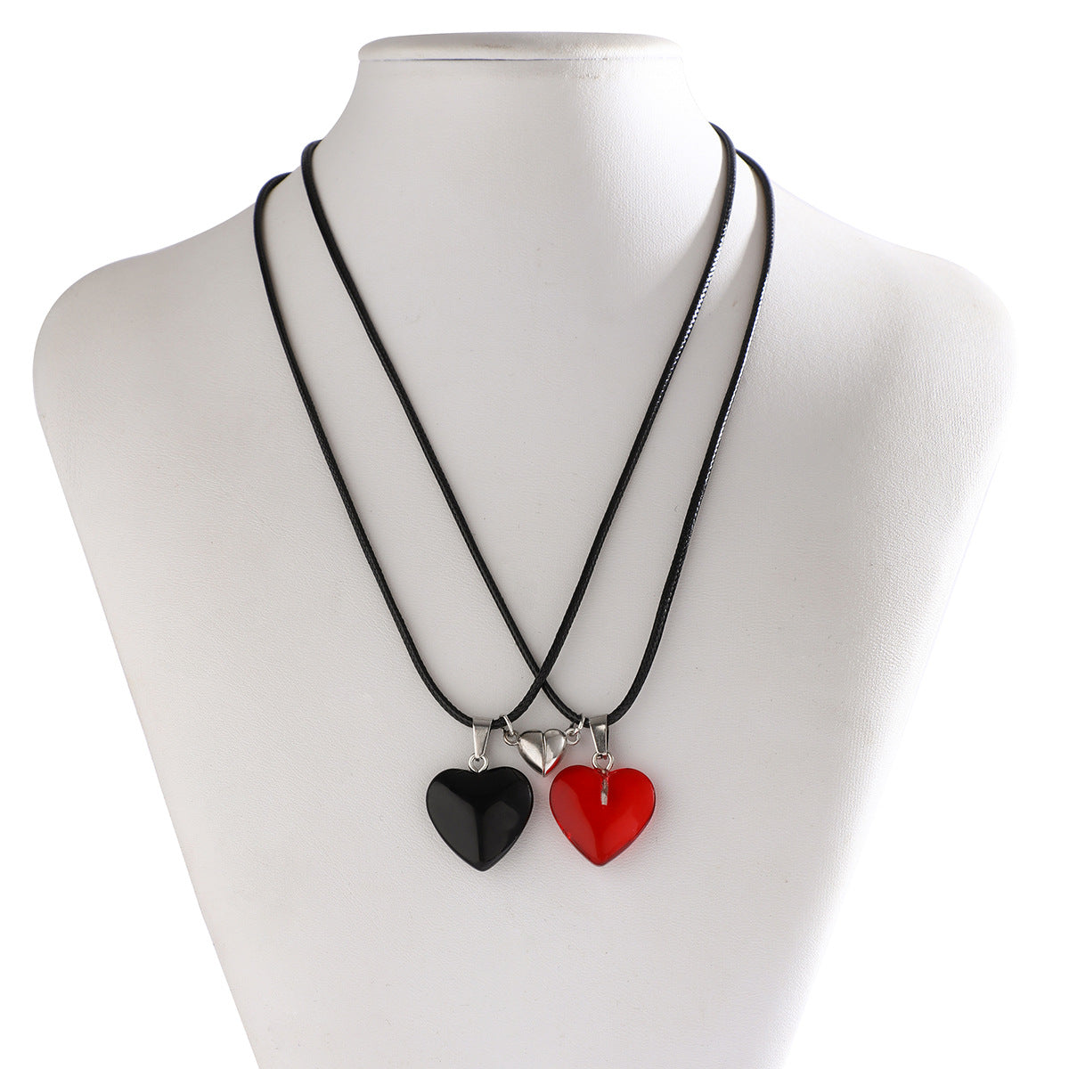 Magnetic Retro Heart Necklace Set for Lovebirds