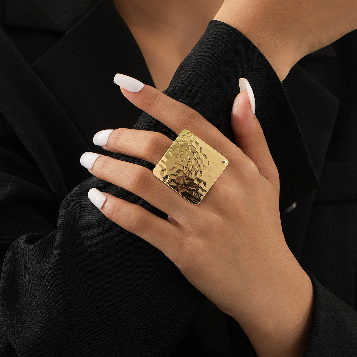 Retro Geometric Metal Ring for Women by Planderful
