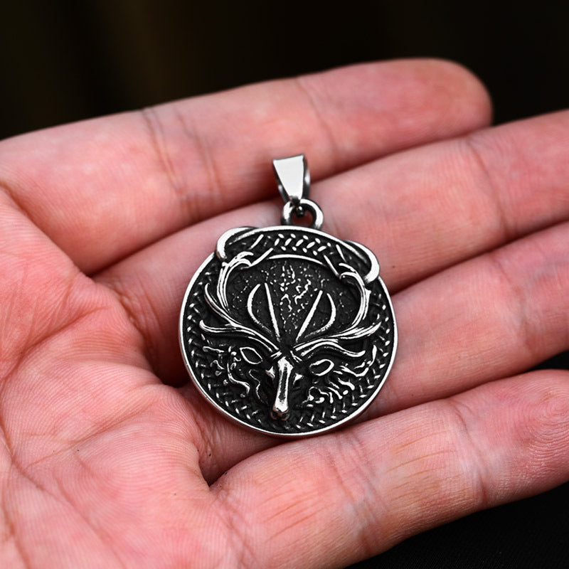Titanium Steel Elk Pendant Necklace: Stylish Hip-Hop Inspired Jewelry for Men