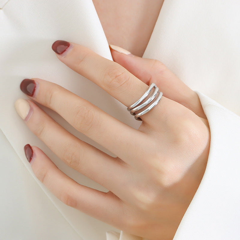 Stylish 18K Gold-Plated Titanium Steel Ring for Women - Elegant Wholesale Jewelry