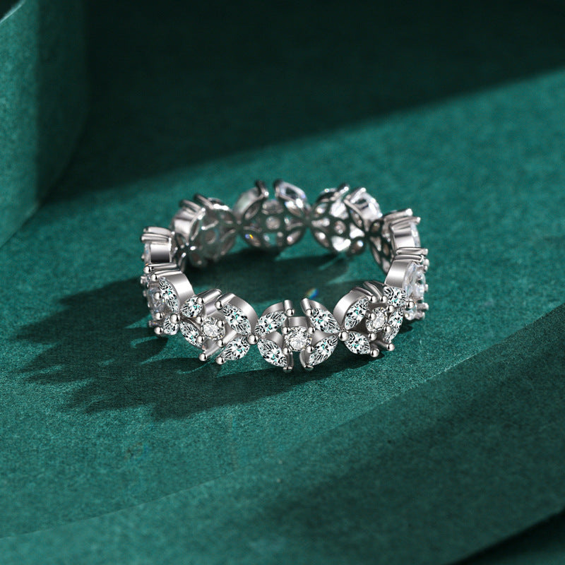 Sterling Silver Four-Leaf Clover Ring with Zircon Gems