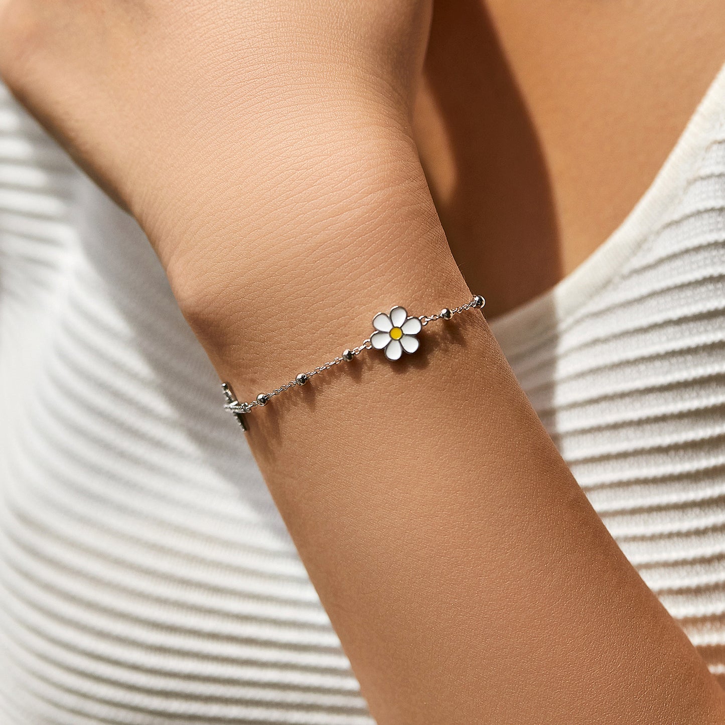 Planderful Everyday Genie Bracelet – Elegant Sterling Silver with Zircon Accents