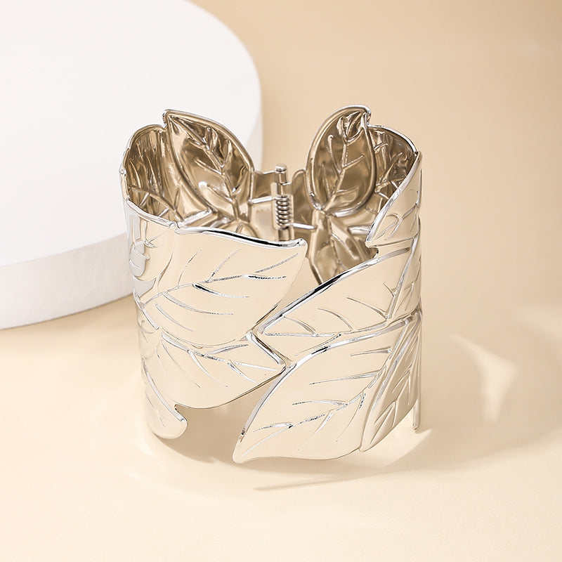 Spring Leaf Charm Bracelet - Vienna Verve Collection