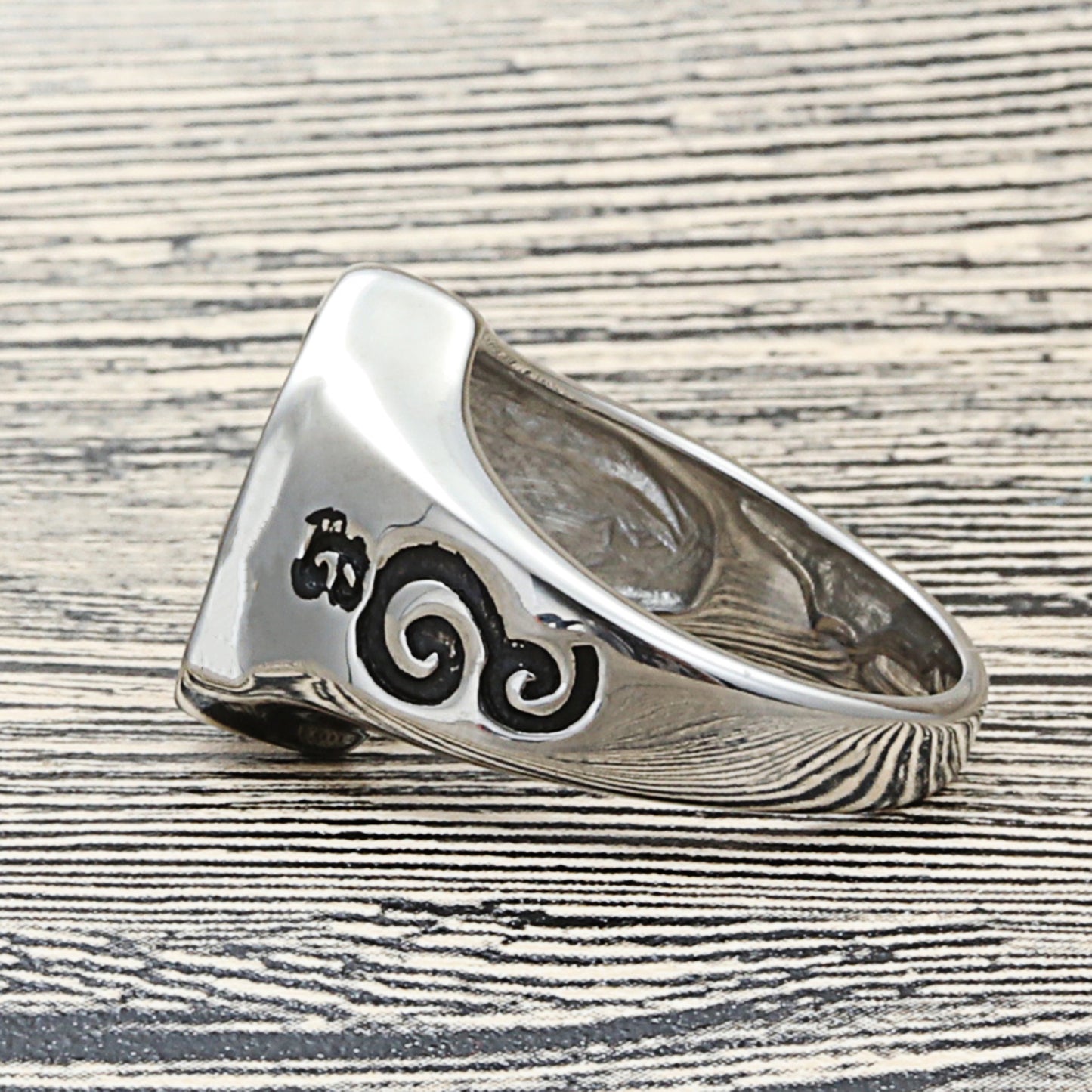 Titanium Steel Floral Totem Ring for Men - Retro Punk Style Stainless Steel Jewelry