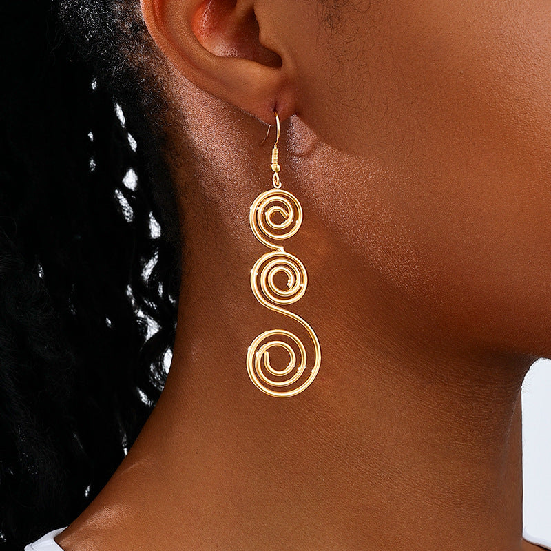 Planderful Vienna Verve Earrings – Elegant Metal Tassel Design