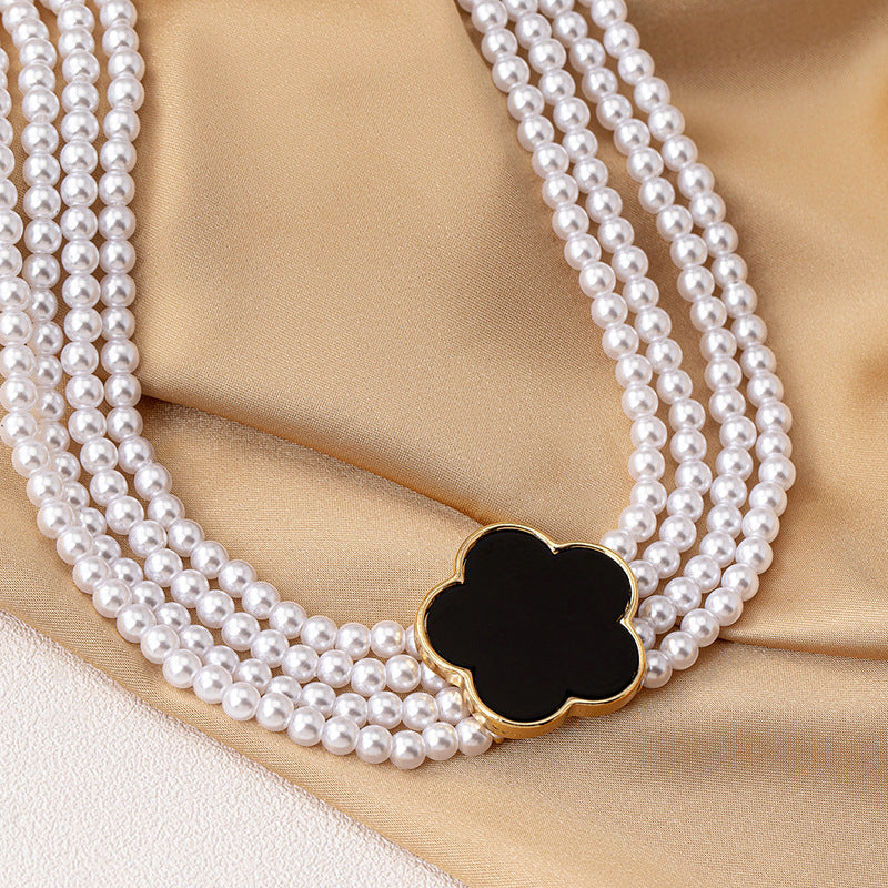 Planderful Vienna Verve Necklace – Elegant Imitation Pearl Design