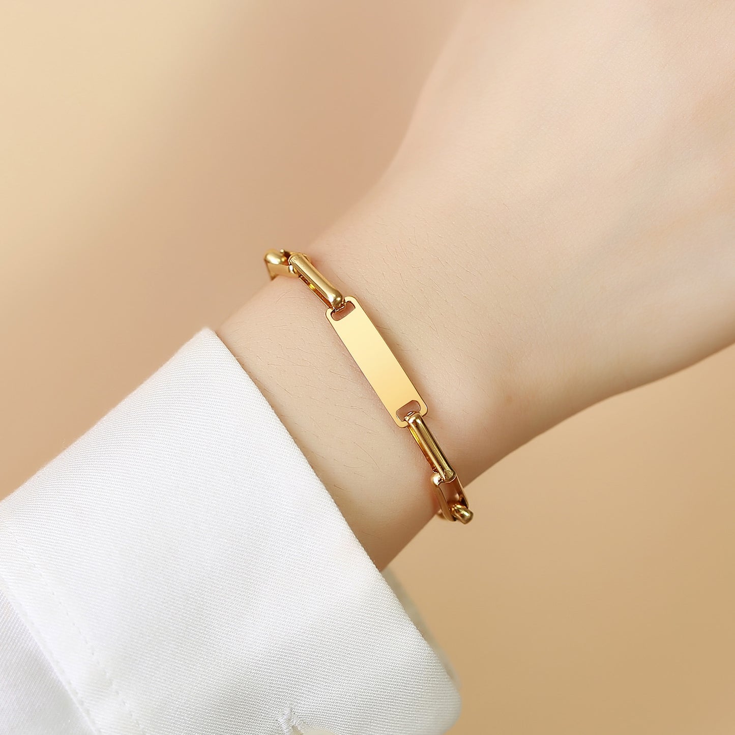 Stainless Steel Gold Bracelet Fashionable Girlfriend Jewelry