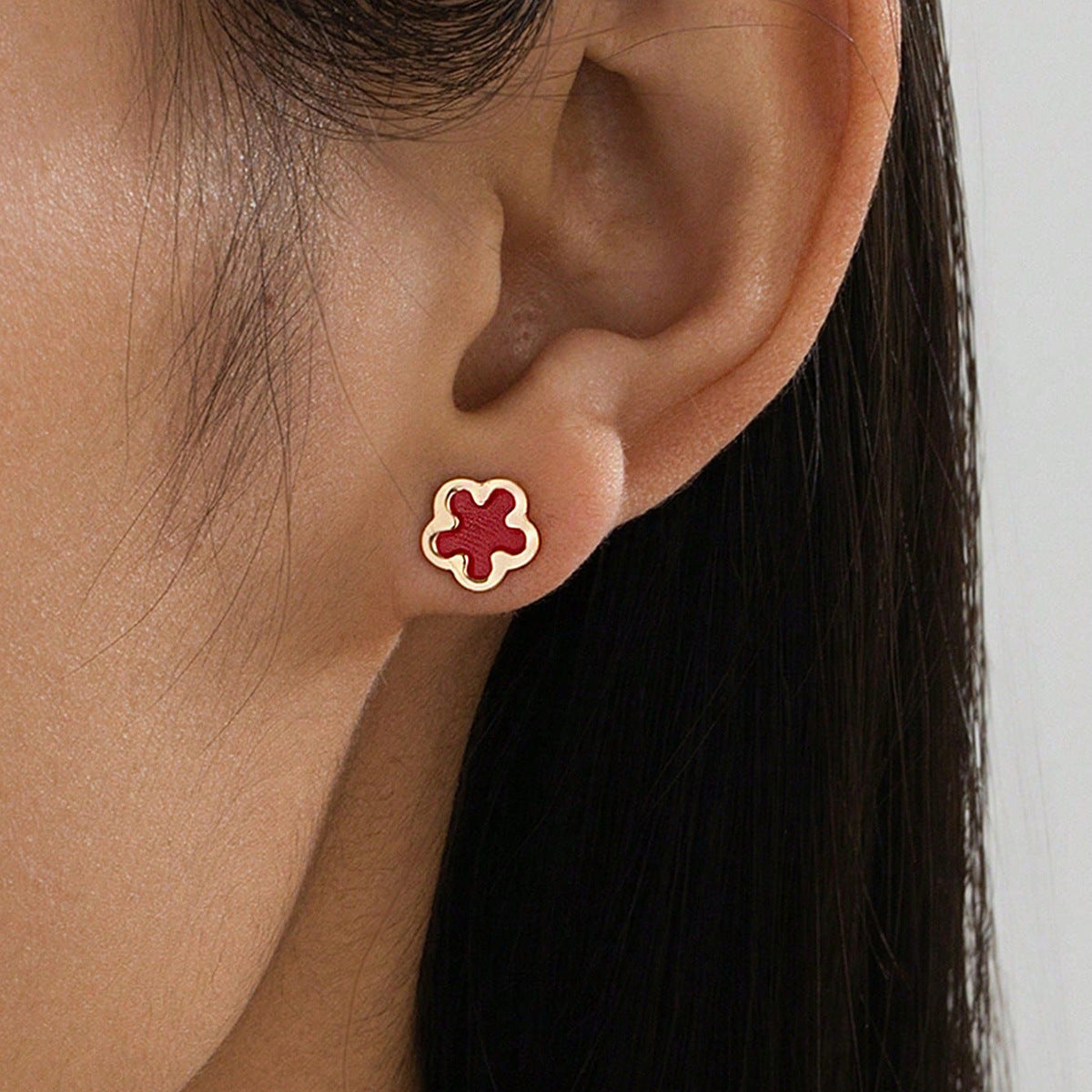 Planderful Vienna Verve Five-Leaf Clover Earrings Set – Cute and Colorful Design for Year-Round Wear