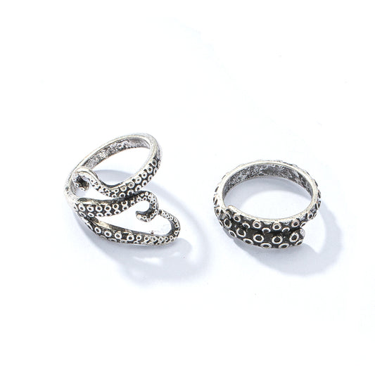 Elegant Cold Wind Retro Ring Set with Staggered Design