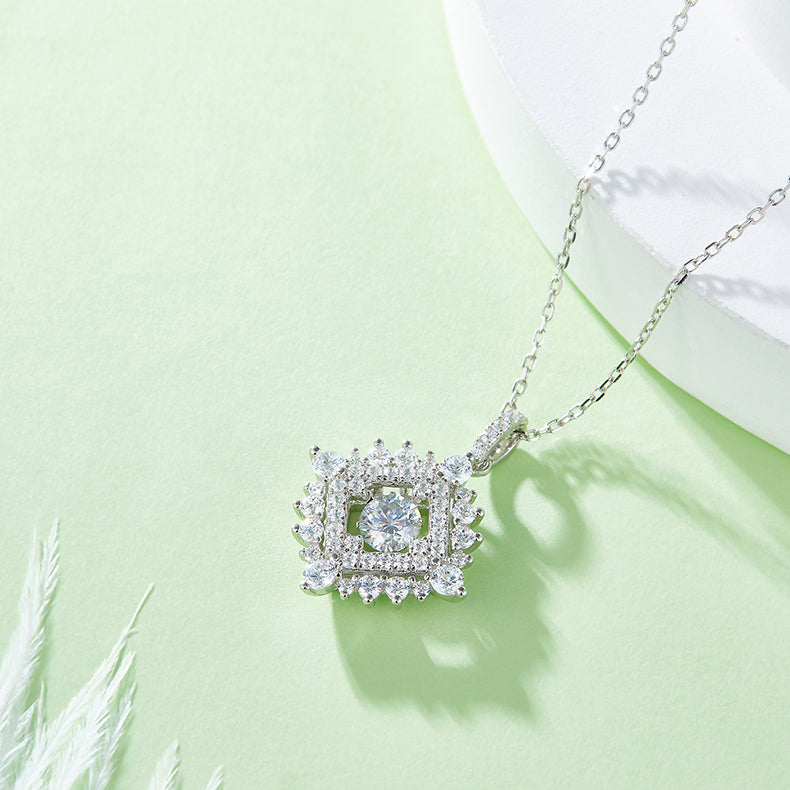 Luxury Square Halo 0.5 Carat Round Cut Moissanite Necklace