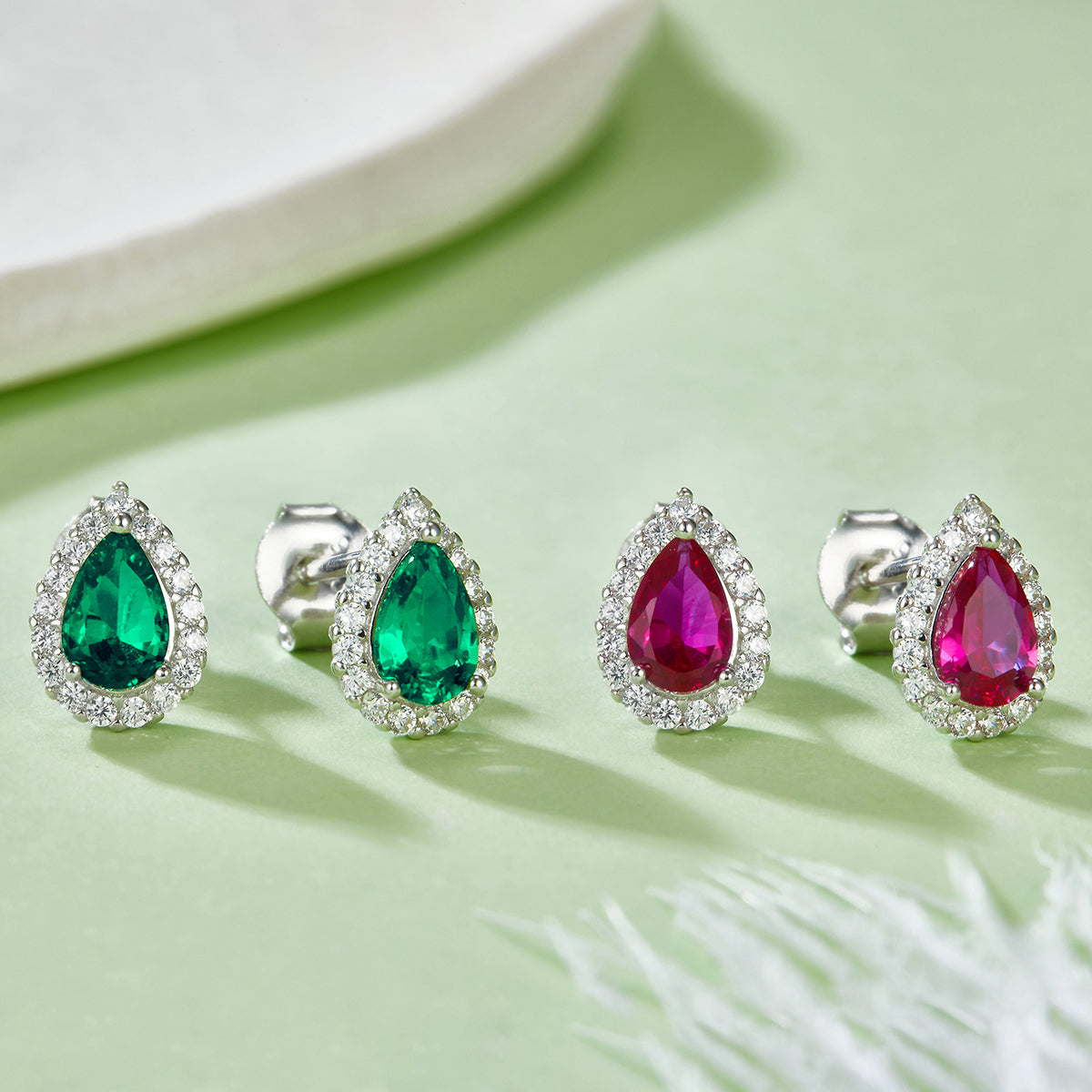 1.0 Carat Pear-Shaped Lab-Created Gemstone Halo Stud Earrings in S925 Silver with Platinum Plating