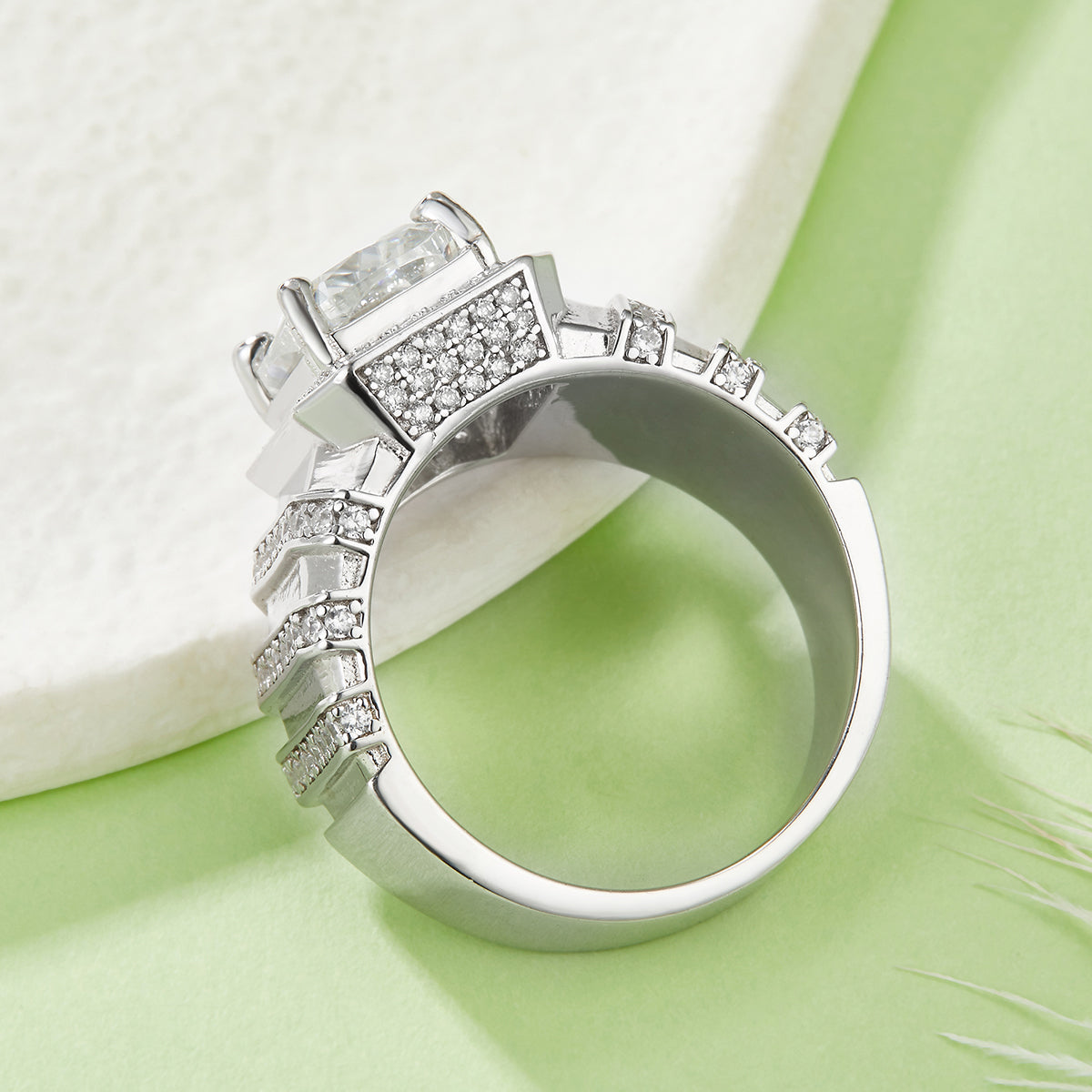 5.0 Carat Emerald Cut Moissanite Ring with Soleste Halo in S925 Silver Plated Platinum