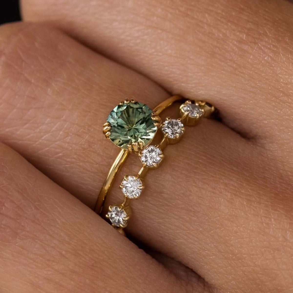 S925 Silver Plated 18K Gold Ring with 1.0 Carat Green Moissanite