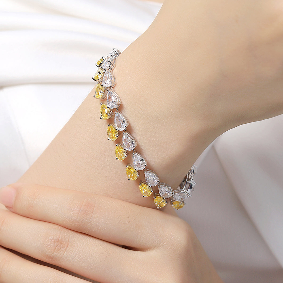 Double Layer Droplet Yellow and White High Carbon Zircon S925 Silver Plated Platinum Bracelet