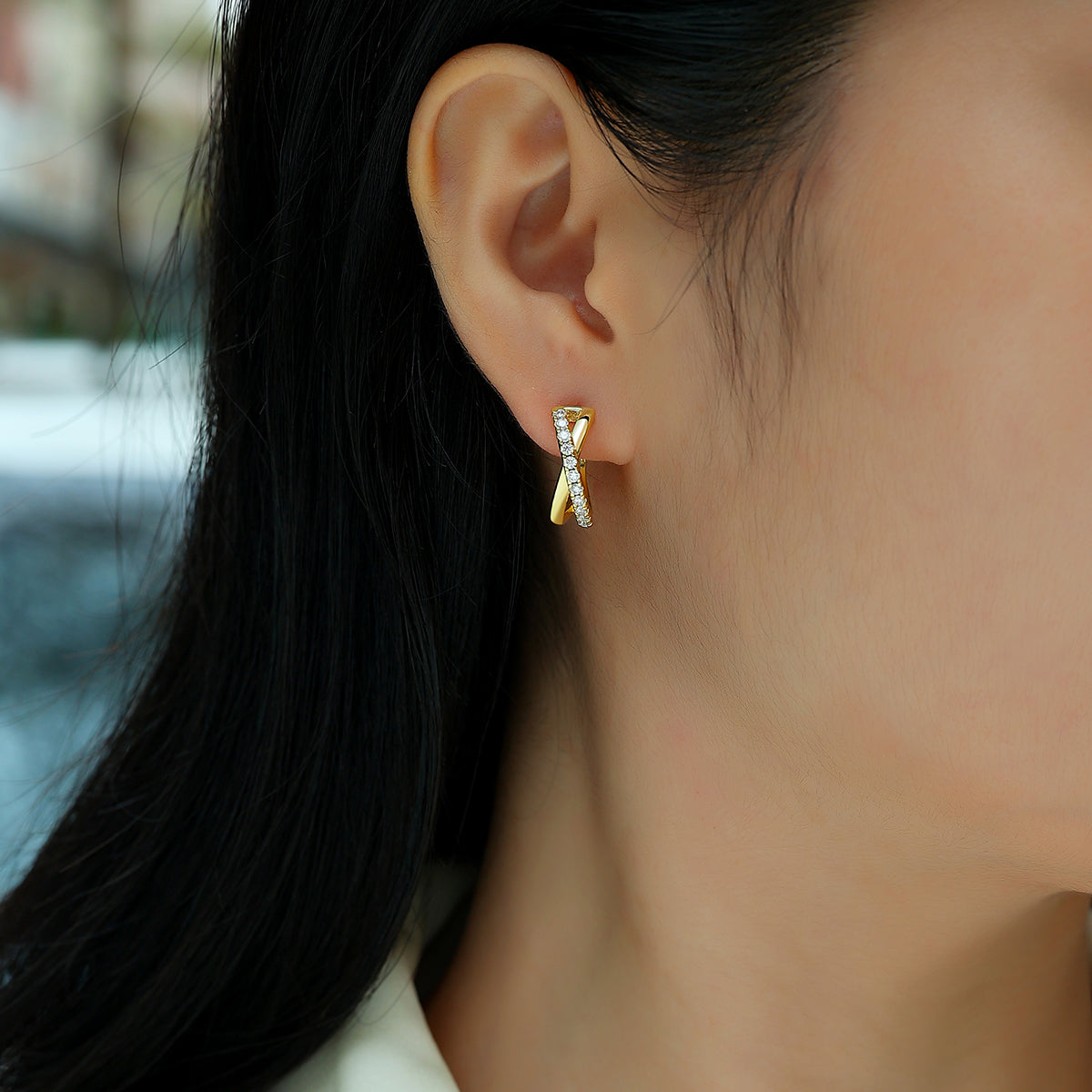 S925 Silver Plated 18K Gold X-Shape Hoop Earrings with 0.44 Carat Small Round Moissanite