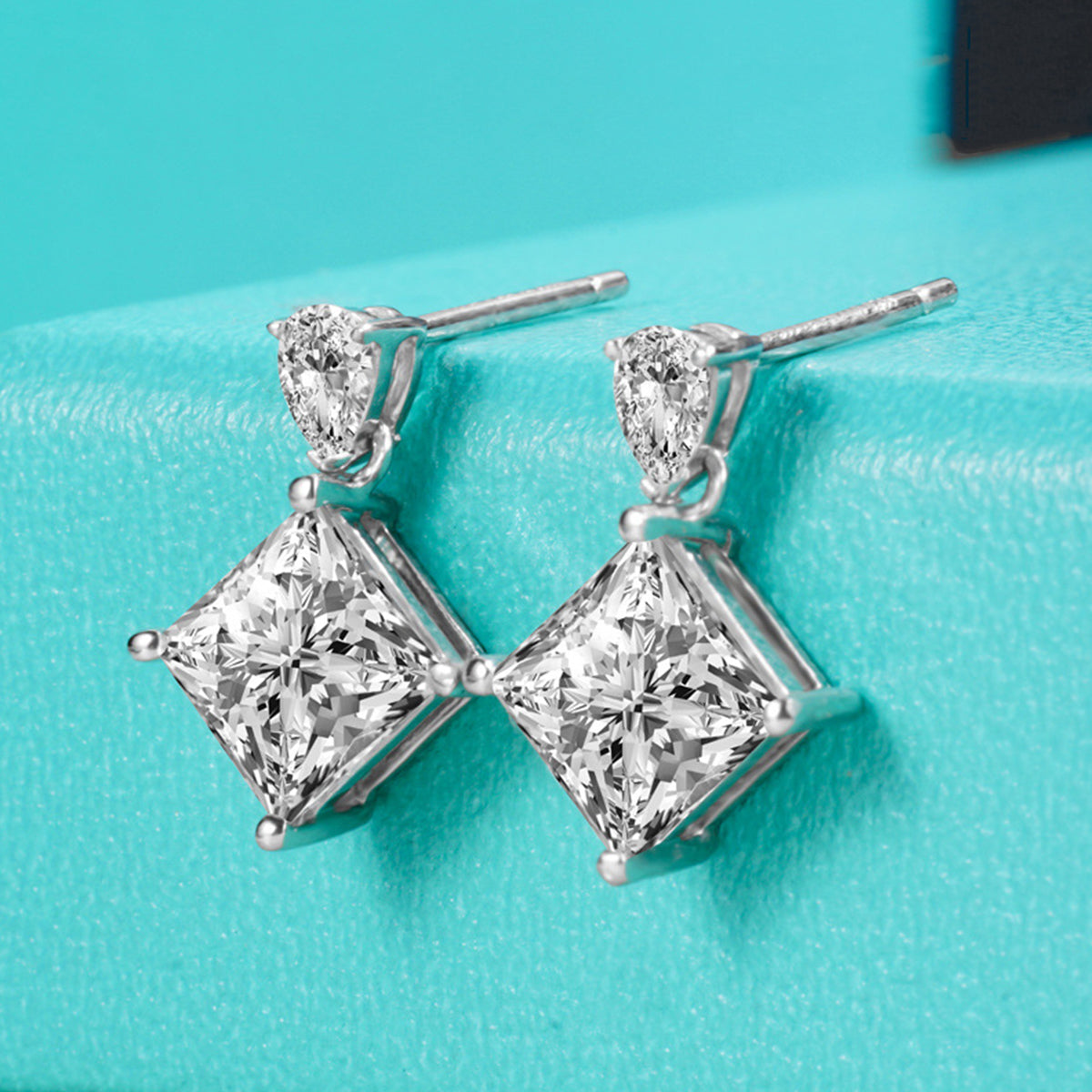 Planderful Moissanite Earrings 1.0CT Princess Cut 5x5mm D VVS 3EX Sparkling Sterling Silver Gift For Her