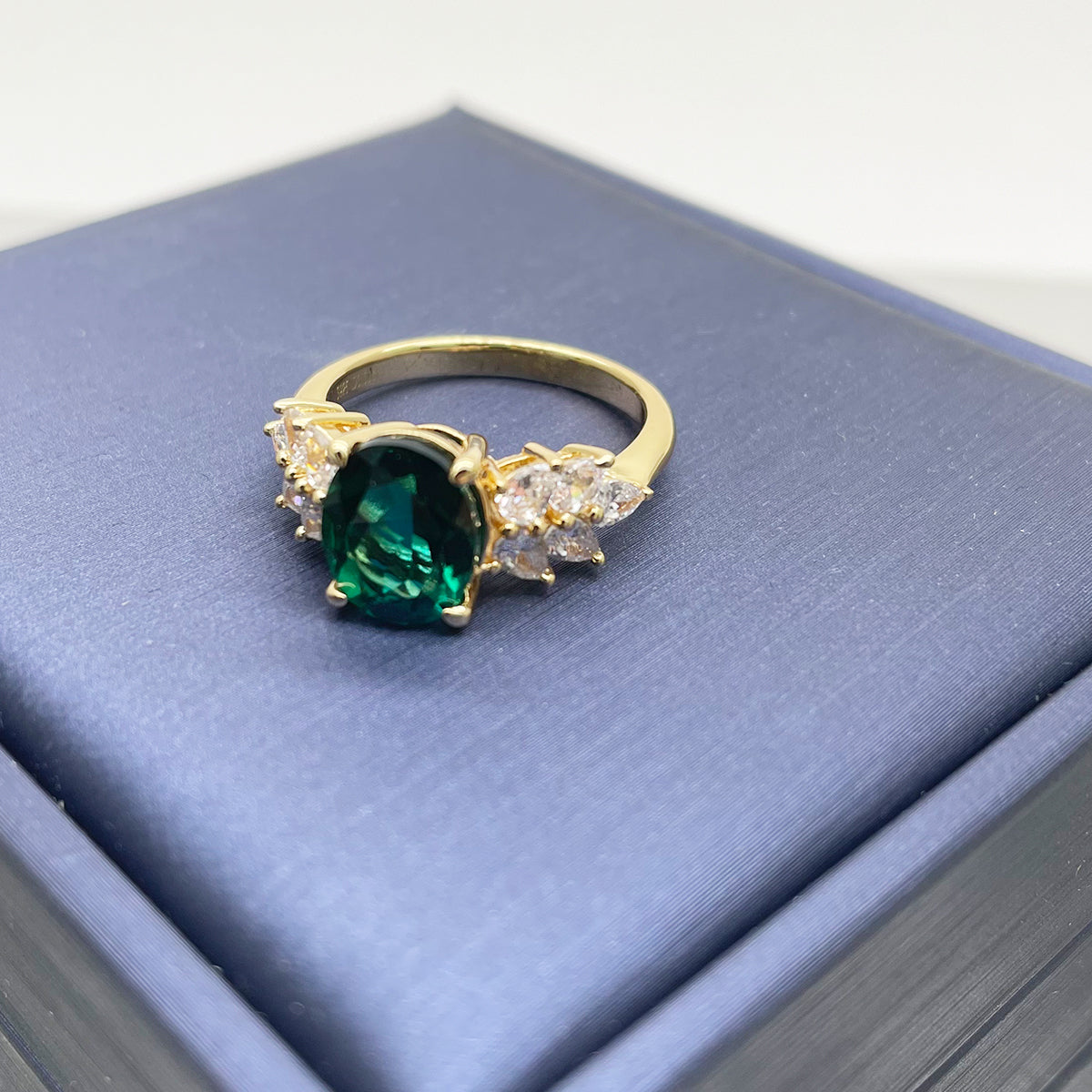 Planderful Moissanite Ring For Women 3.0Ct Oval 10x8mm S925 Silver Plated Gold Luxury Sparkle