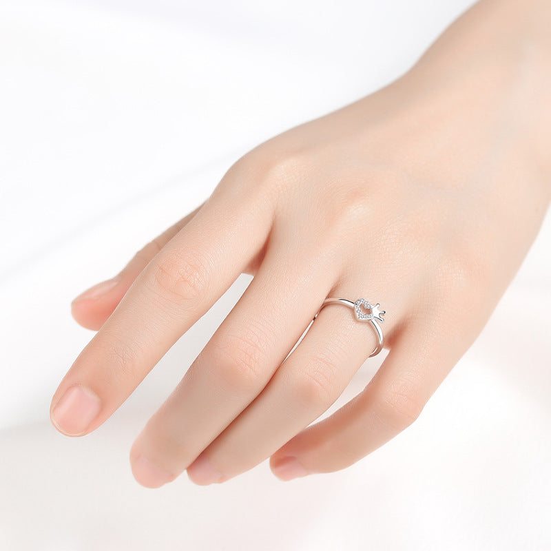 Zircon Love Crown Silver Ring