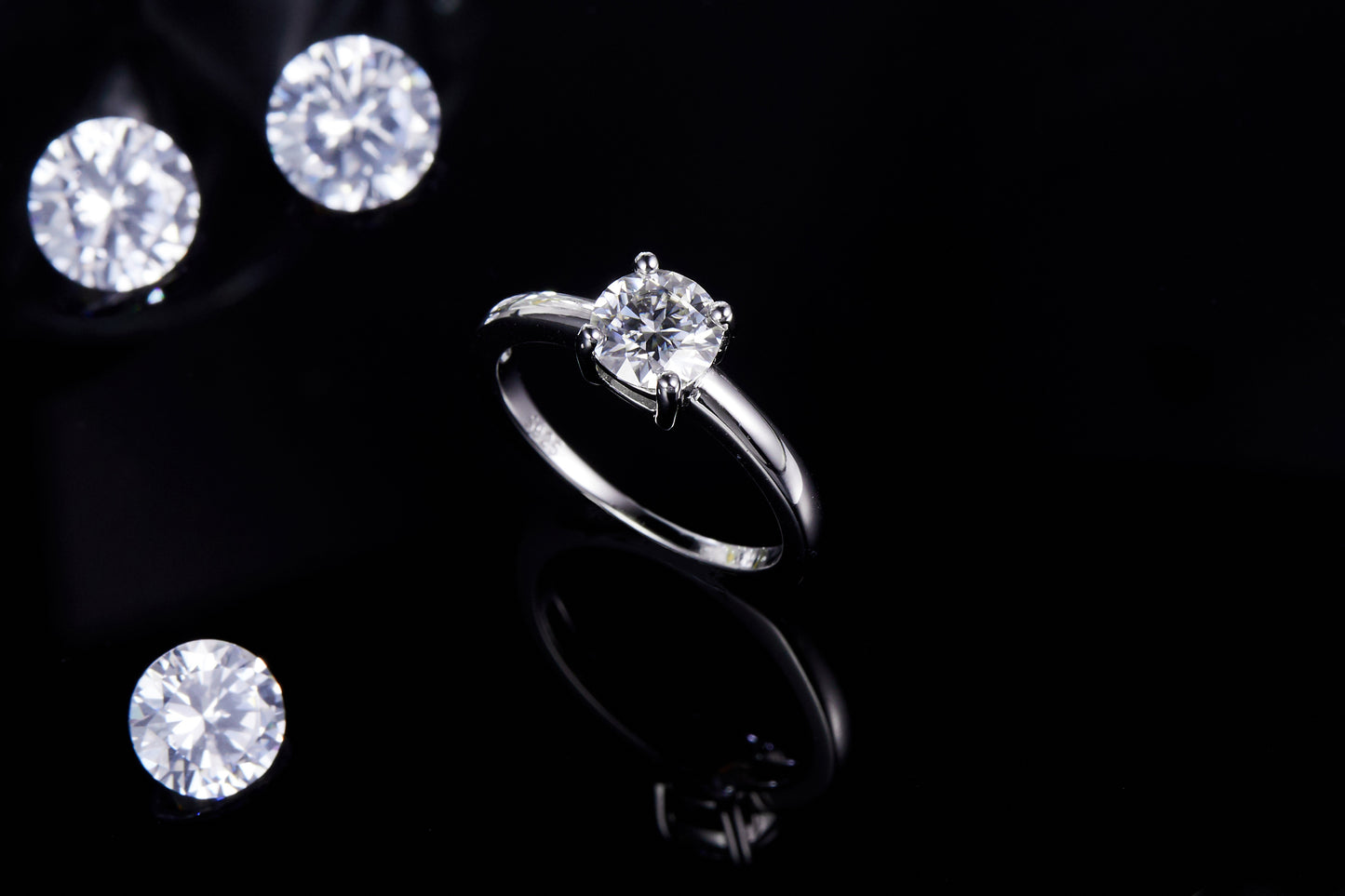 Moissanite Engagement Ring for Women