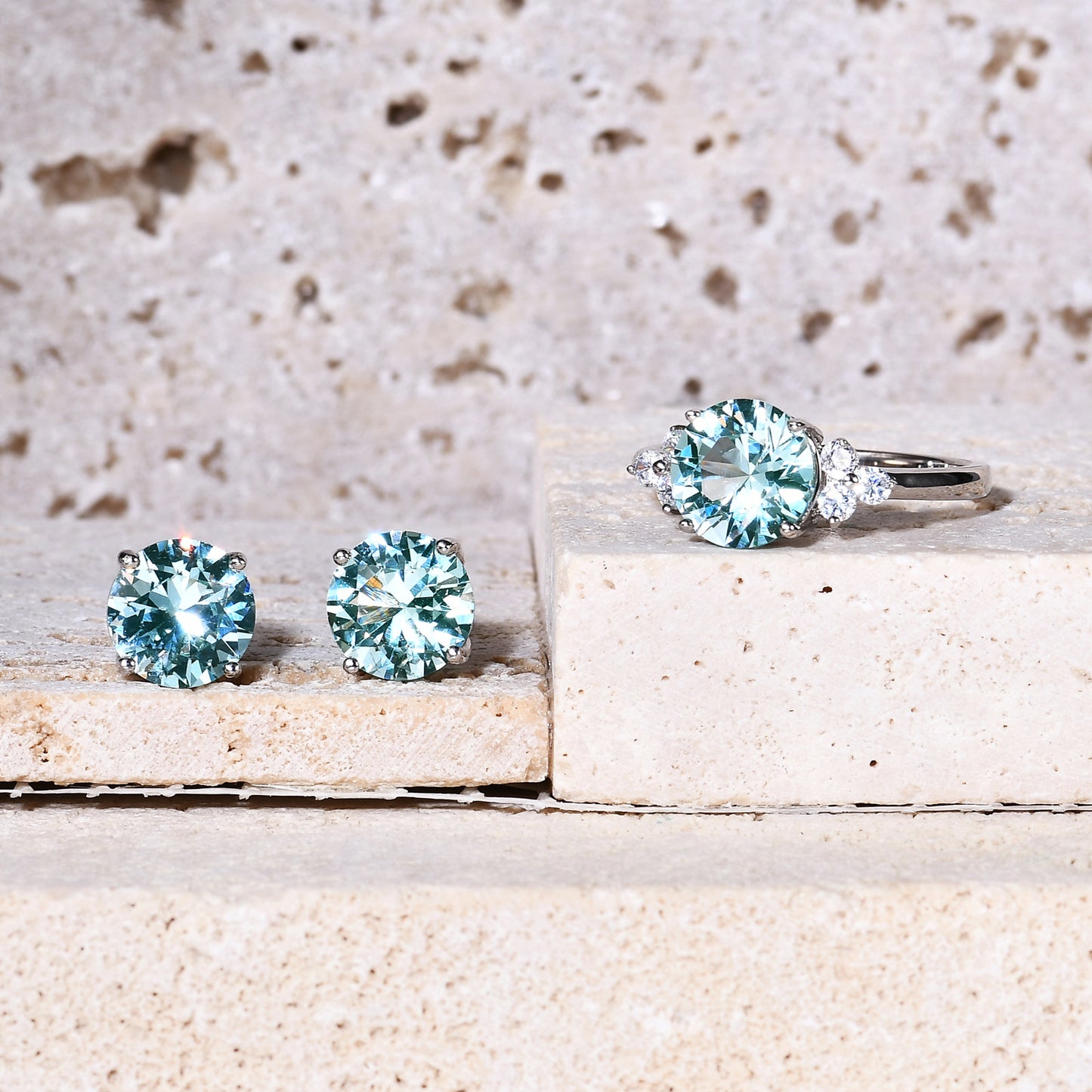 Luxury S925 Silver Inlaid Green Spinel Ring for Women