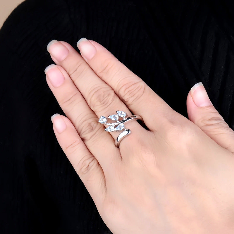 Luxury High-grade European and American Fashion Personality Inlaid Coated Diamond S925 Sterling Silver Ring for Women