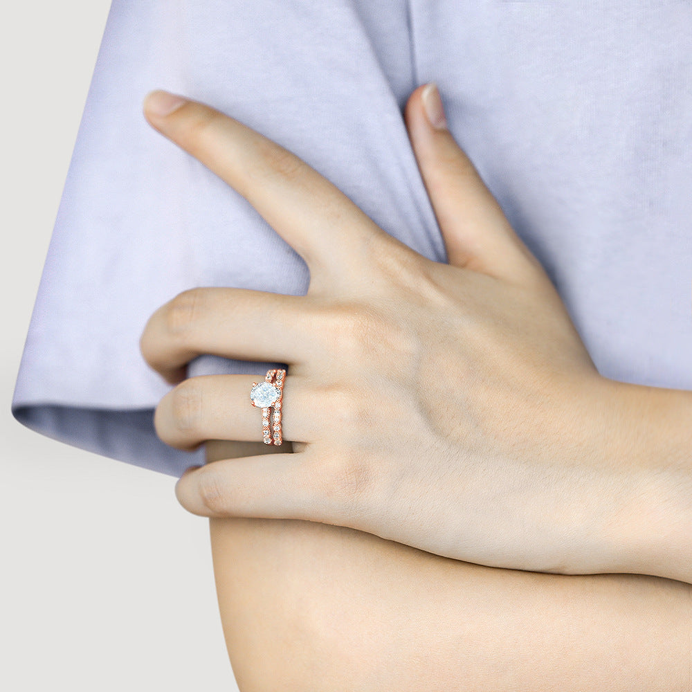 Four Prongs Round Zircon with Beading Silver Ring Set for Women