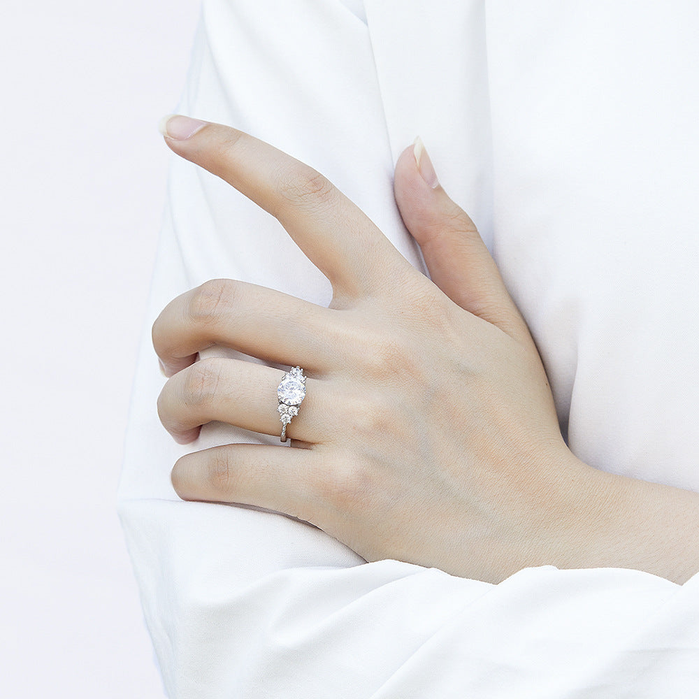 Round Zircon with Sixstone Silver Ring