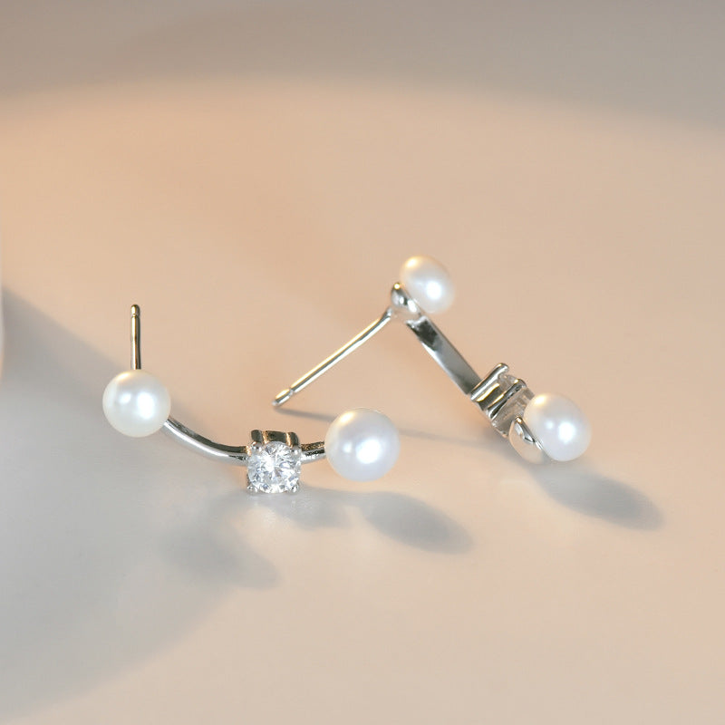 Freshwater Pearl with Round Zircon Silver Stud Earrings for Women