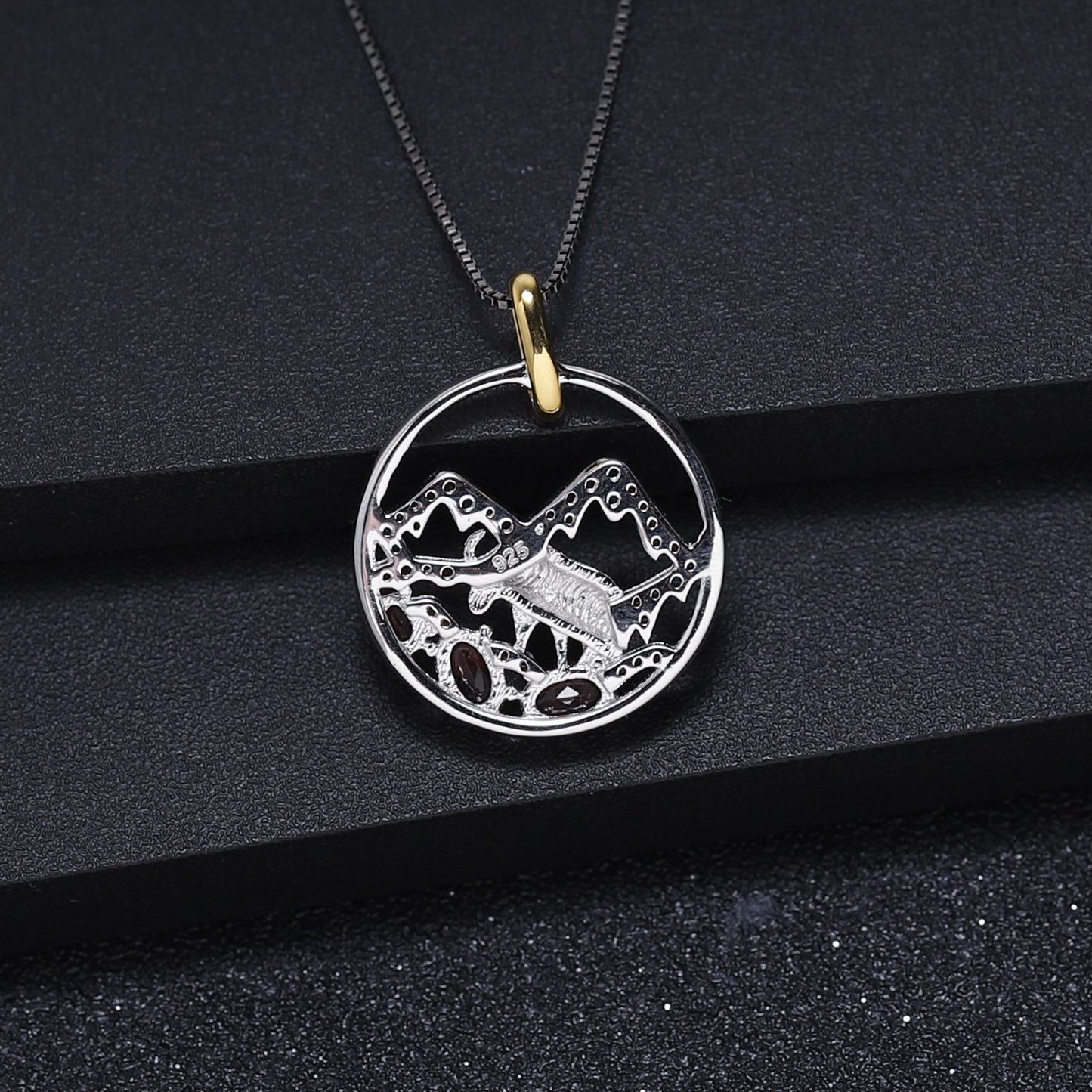 Premium Sense Animal Element Design Natural Style Garnet Pendant Silver Necklace for Women