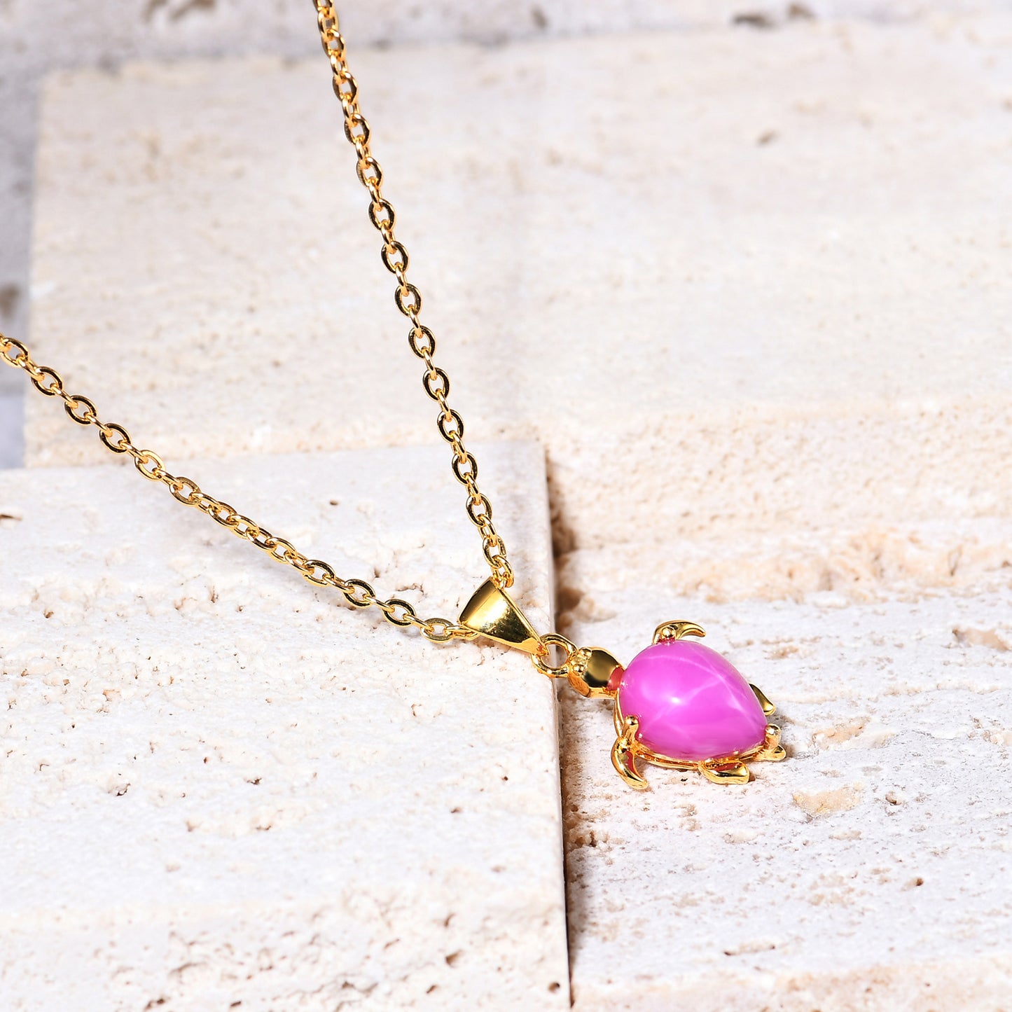 Luxury Design Six Starlight Synthetic Gemstone Little Turtle Pendant Silver Necklace for Women