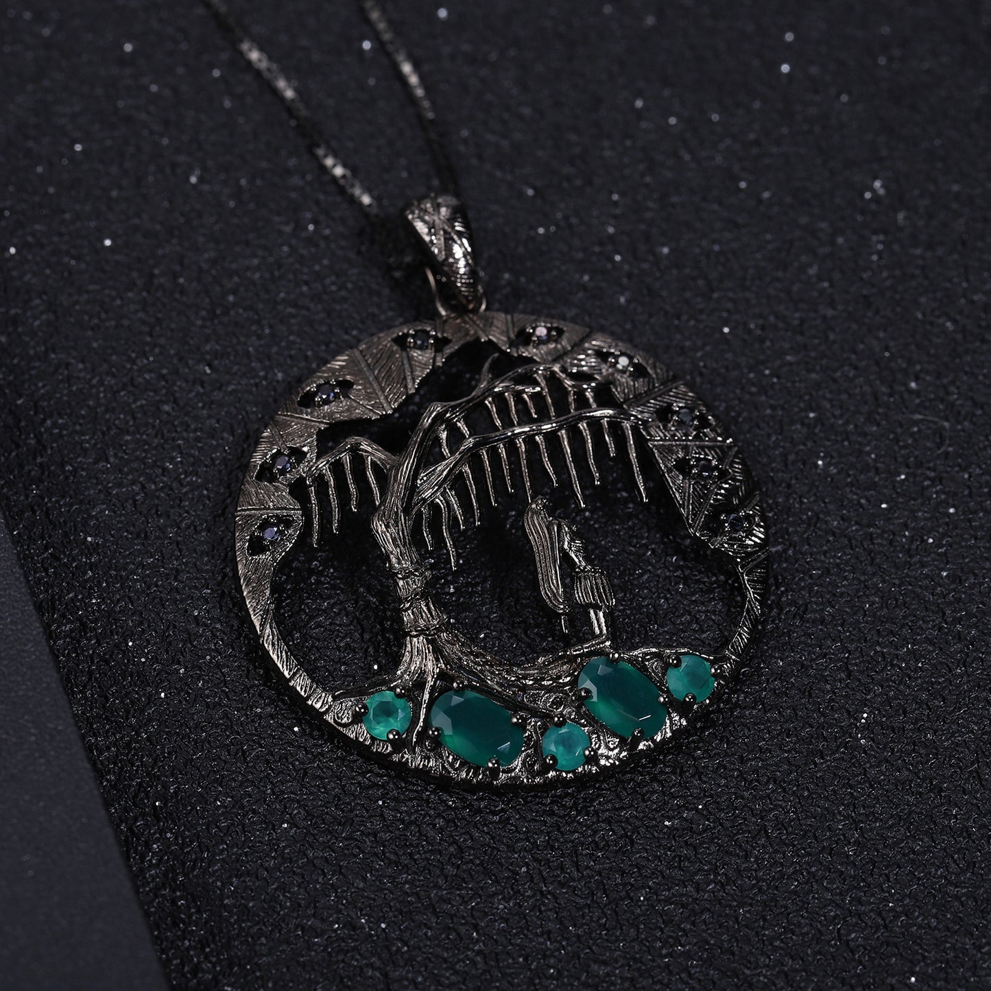 Dark Retro Style Inlaid Natural Colourful Gemstone Forest Circle Pendant Silver Necklace Pendant for Women