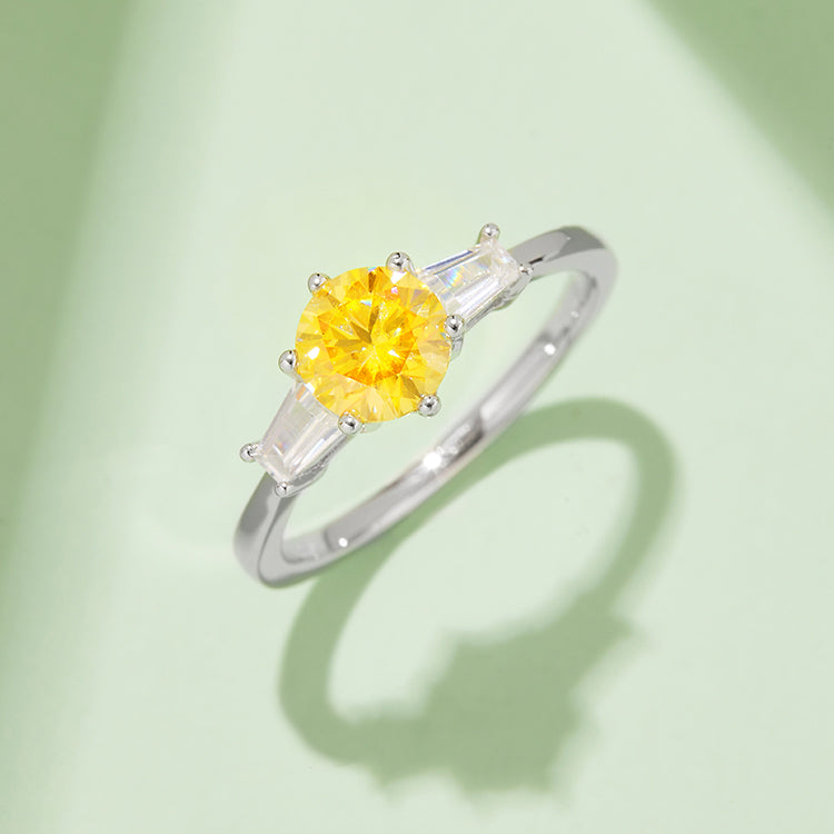 (Four Colours) 1CT Round Cut Moissanite Ring for Women