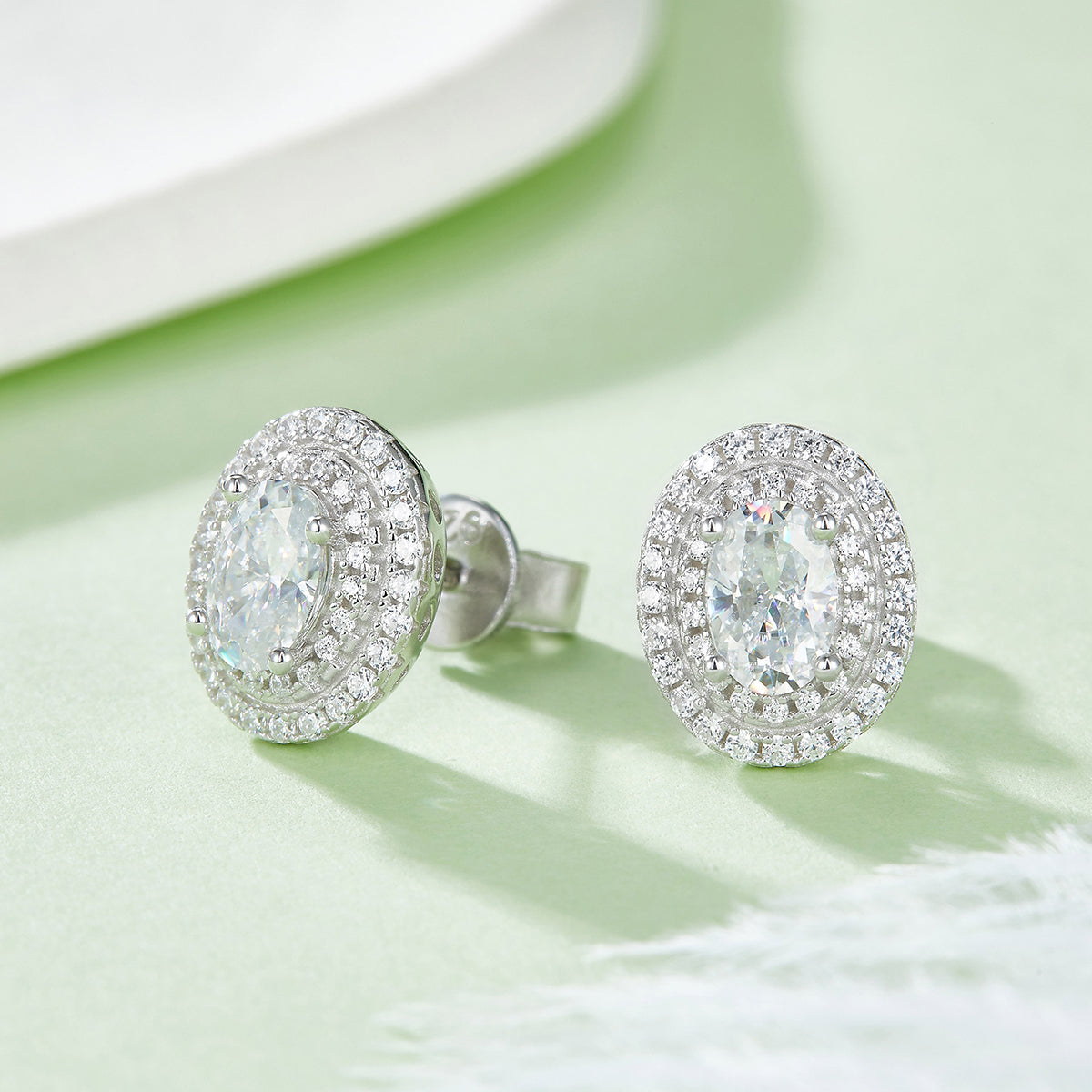 0.5CT Moissanite Oval-Shape Luxurious Soleste Halo Plated Platinum Studs Earrings for Women