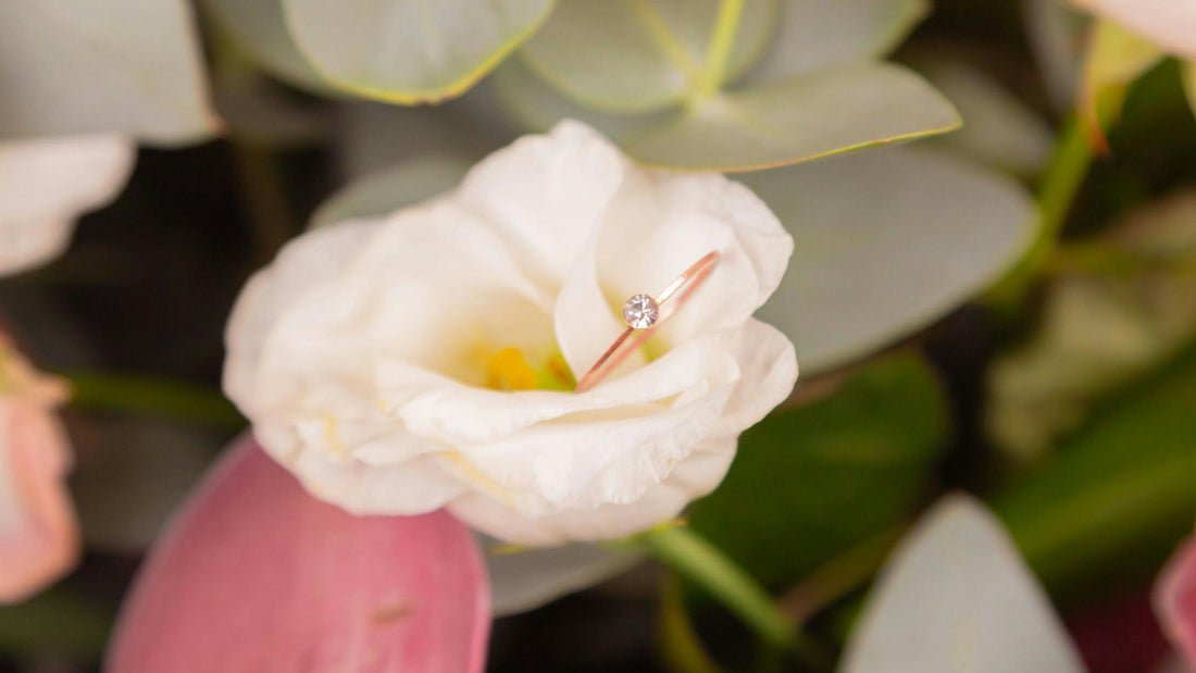 How to Mix Thin Diamond Rings with Other Minimalist Jewelry Pieces: A Guide to Effortless Chic