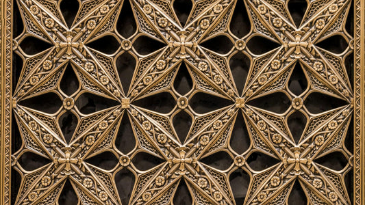 How to Choose Art Deco Jewelry Pieces for a Classic Vintage Look