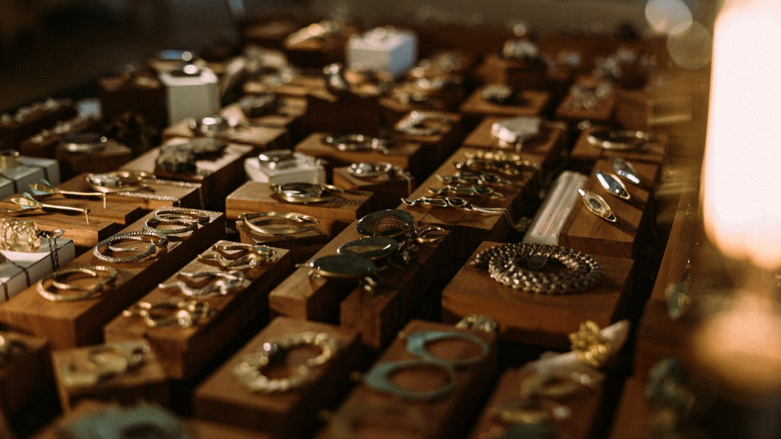 The Rise of Artisan Jewelry: A Trendy New Take on Accessorizing