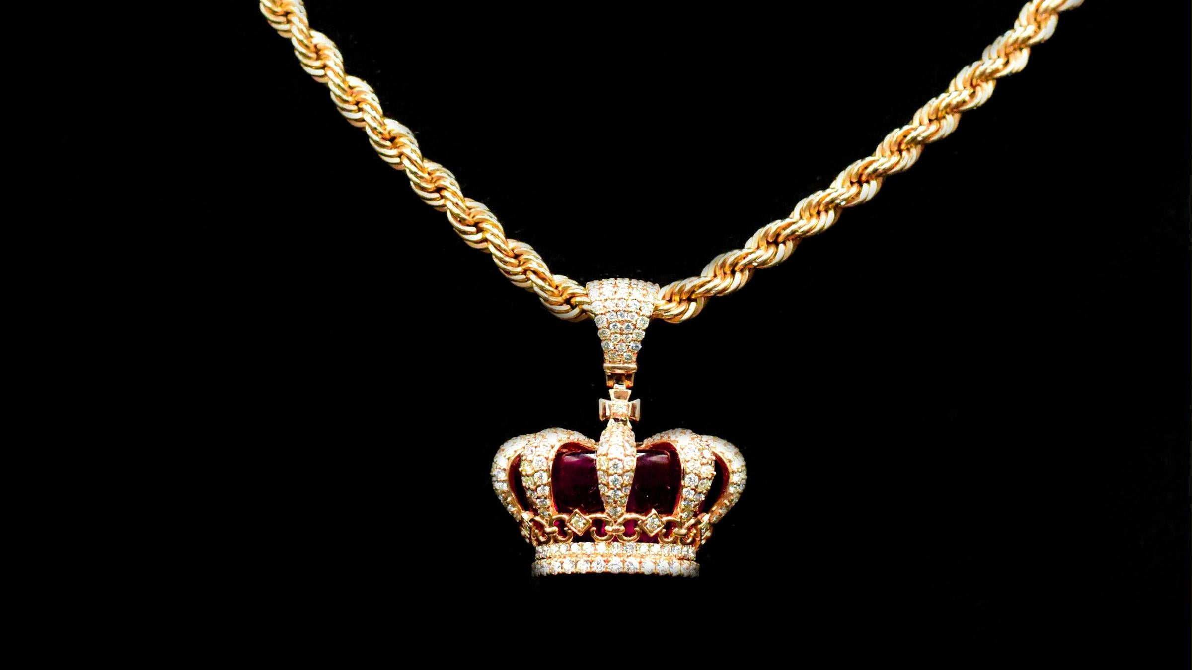 What Are the Best Materials for Festive Charm Jewelry? A Sparkling Gui ...