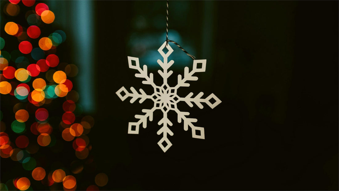 Why Snowflake Charms Are a Trending Winter 2024 Jewelry Must-Have
