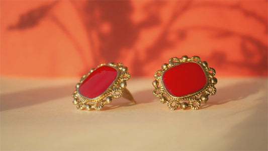 When Should You Wear Vintage & Retro Jewelry for Maximum Impact?