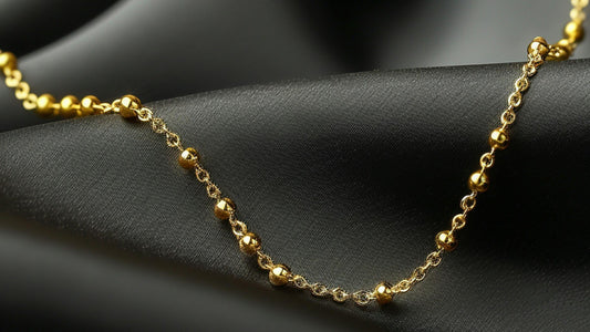 Why Minimalist Luxury Jewelry with a Twist Is Perfect for 2024