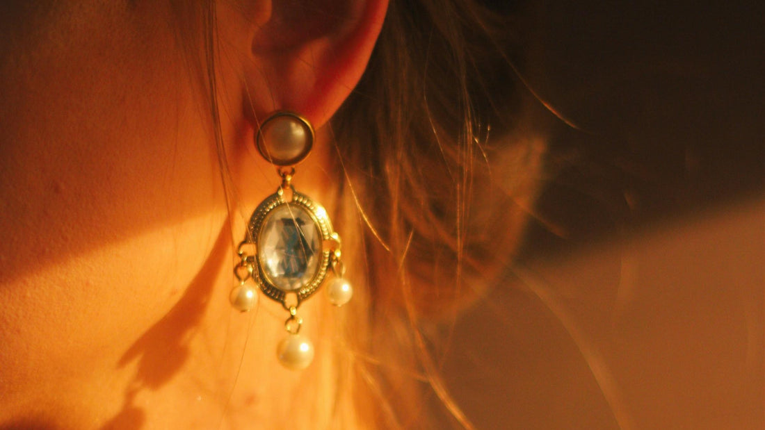 Why Subtle Drop Earrings Are Perfect for Effortless Elegance