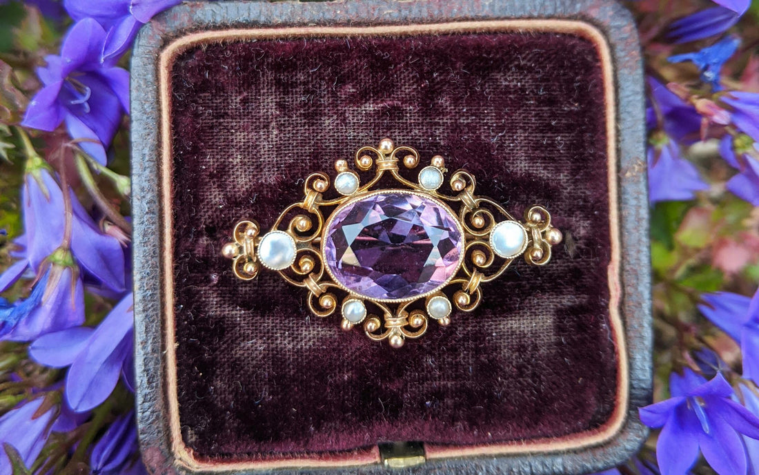 Shining Bright: The Ultimate Guide to Caring for Vintage and Retro Jewelry