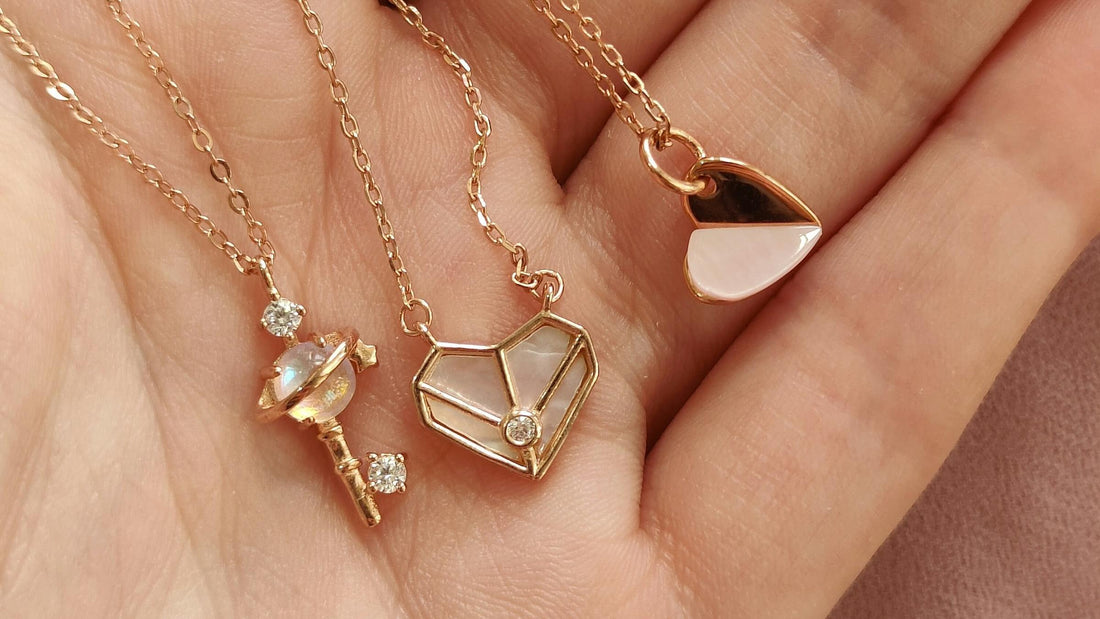 When Did Star and Heart Charms Become Popular for Holiday Jewelry? A Sparkling History