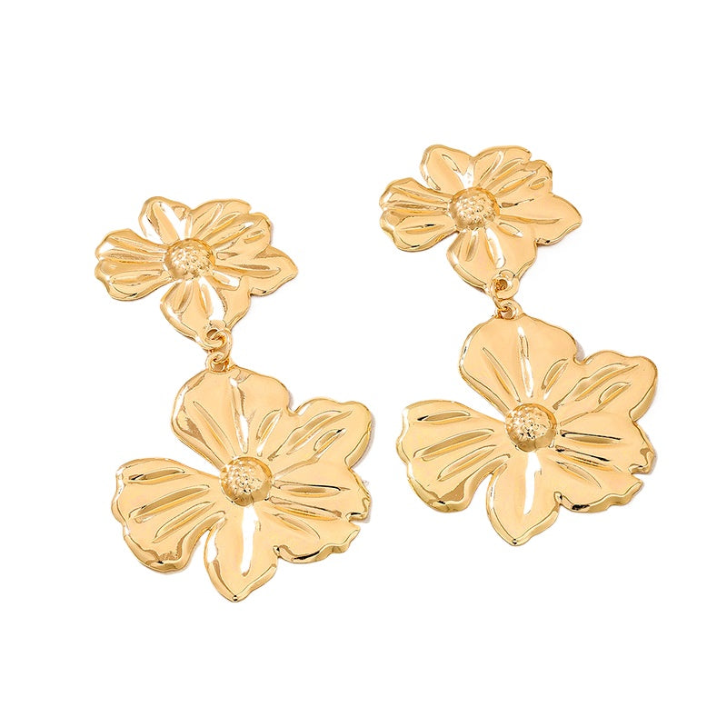 Planderful Vienna Verve Earrings – Fashionable Metal Flower Design
