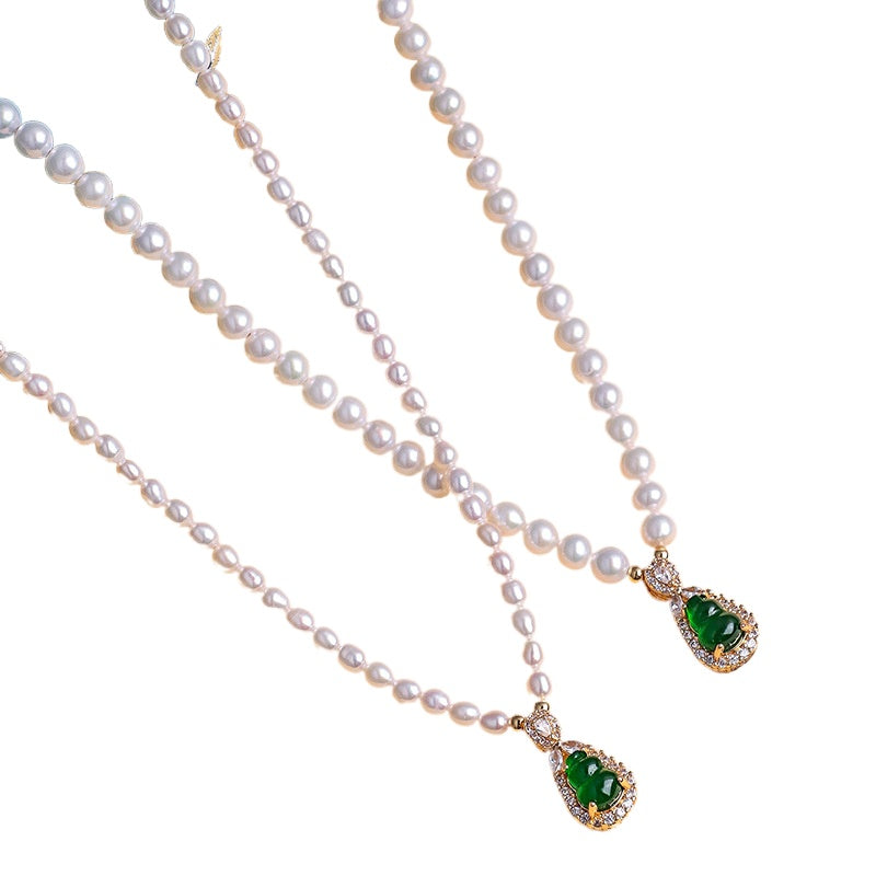 Freshwater Pearl Gourd Pendant Necklace
